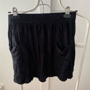 Aritzia jersey skirt